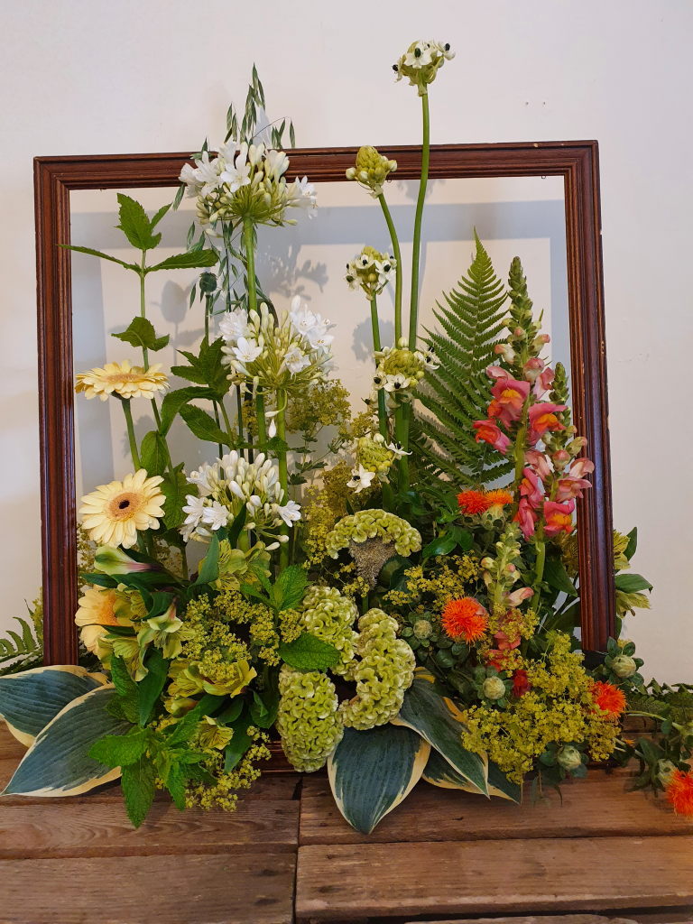 An arrangement by Lucy Richardson